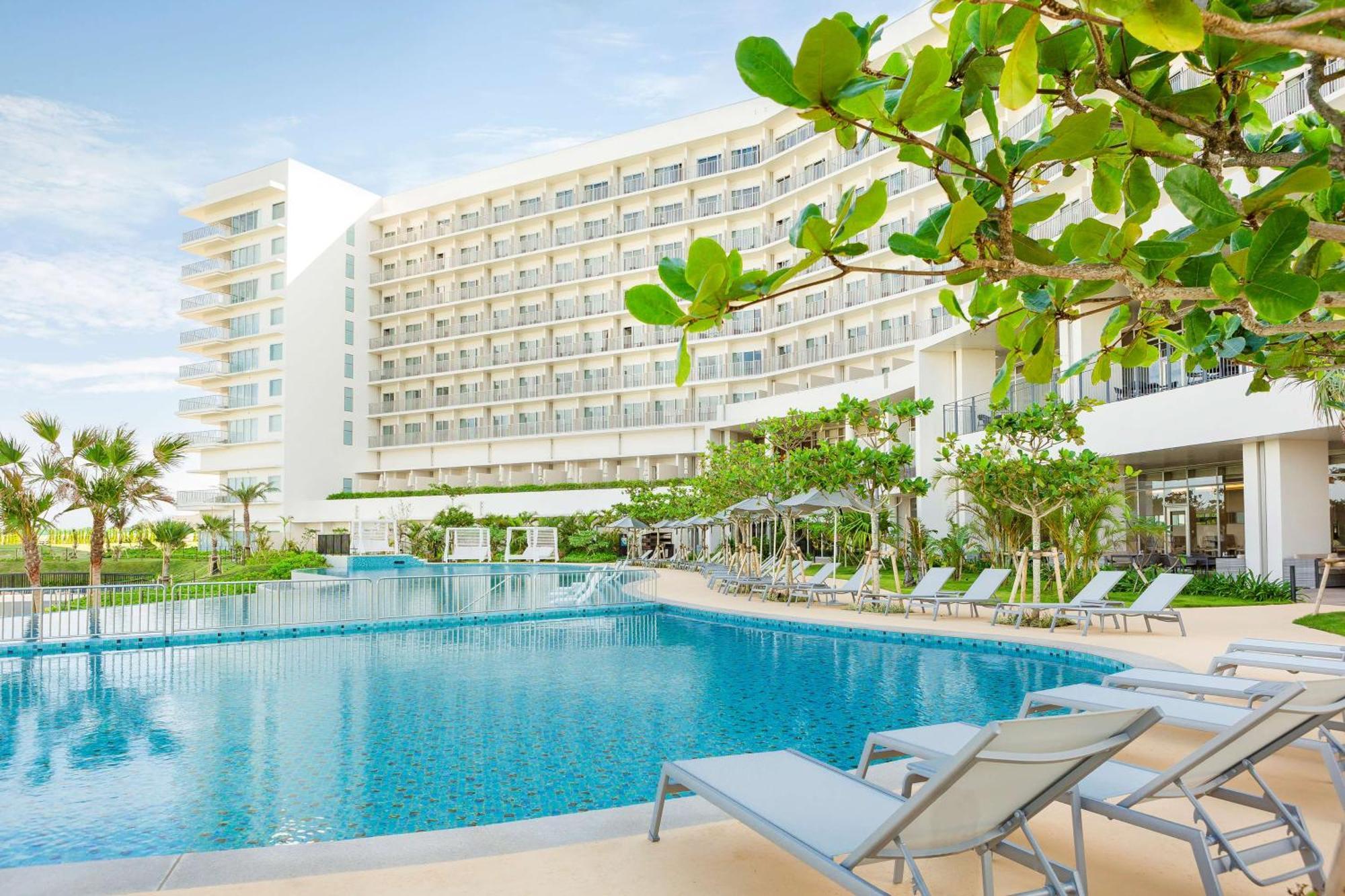 Hilton Club The Beach Resort Sesoko Motobu Exterior foto